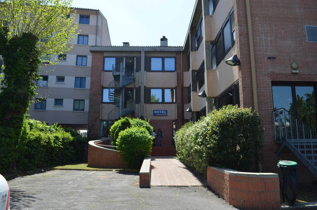 Kyriad Direct Montauban Centre Экстерьер фото